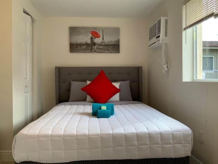 Cozy Private Apts In Hollywood By Hard Rock Casino! Bagian luar foto